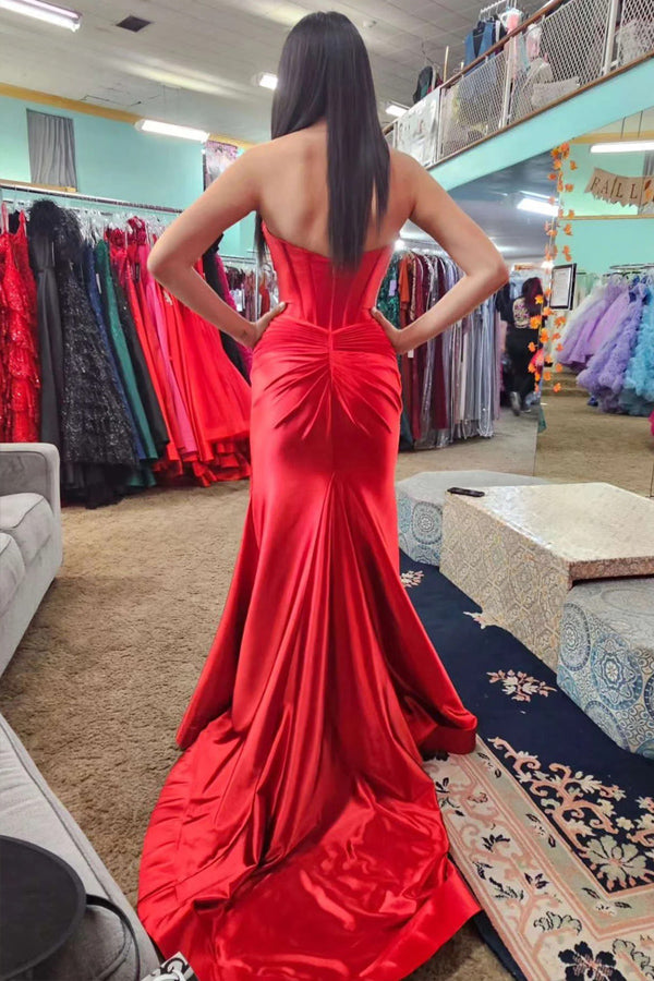 Vestido largo de fiesta negro estilo sirena con escote corazón y abertura