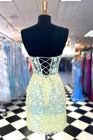 Robe de bal jaune moulante en dentelle à corset et décolleté cœur PD565