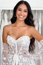 Robe de mariée bohème en dentelle délicate, décolleté cœur, coupe trapèze, modèle WD632