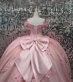 Vestido de quinceañera rosa con hombros descubiertos, corsé y apliques 3D Y6791