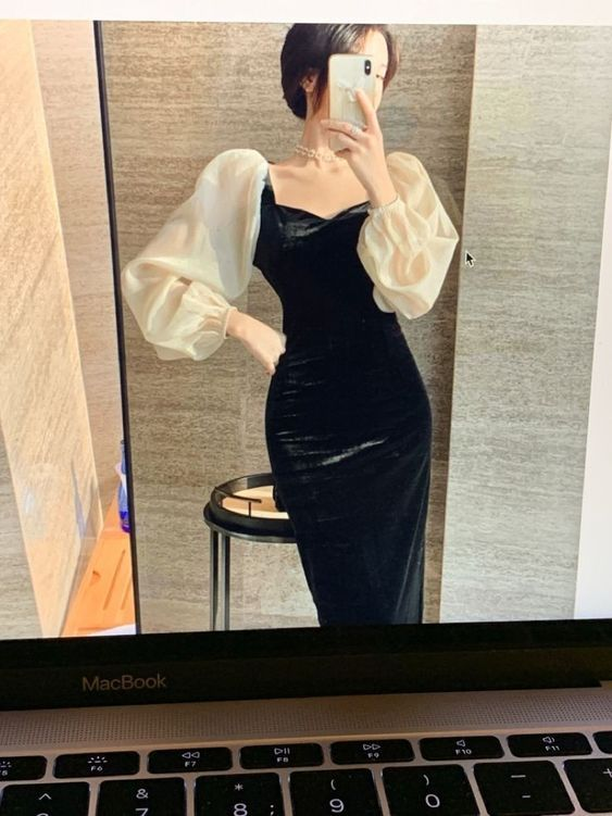 Vestido de noche de invierno elegante de terciopelo negro con cuello en V y pespuntes, estilo retro, cintura alta y mangas abullonadas Y5673