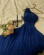 Vestido de fiesta azul brillante de un solo hombro, vestido de noche azul Y4635