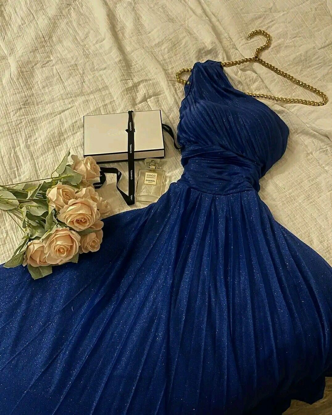 Vestido de fiesta azul brillante de un solo hombro, vestido de noche azul Y4635