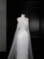 Robe de bal de soirée luxueuse en tulle blanc ornée de perles et de chaînes de perles, robe de mariée épaules dénudées Y8662