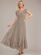 Vestido de gasa de corte evasé, escote en V, largo hasta el tobillo, para la madre de la novia, con apliques de lentejuelas. 