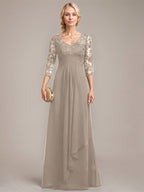 Vestido de novia de corte línea A, escote en V, largo hasta el suelo, de gasa de encaje con volantes en cascada y lentejuelas. 