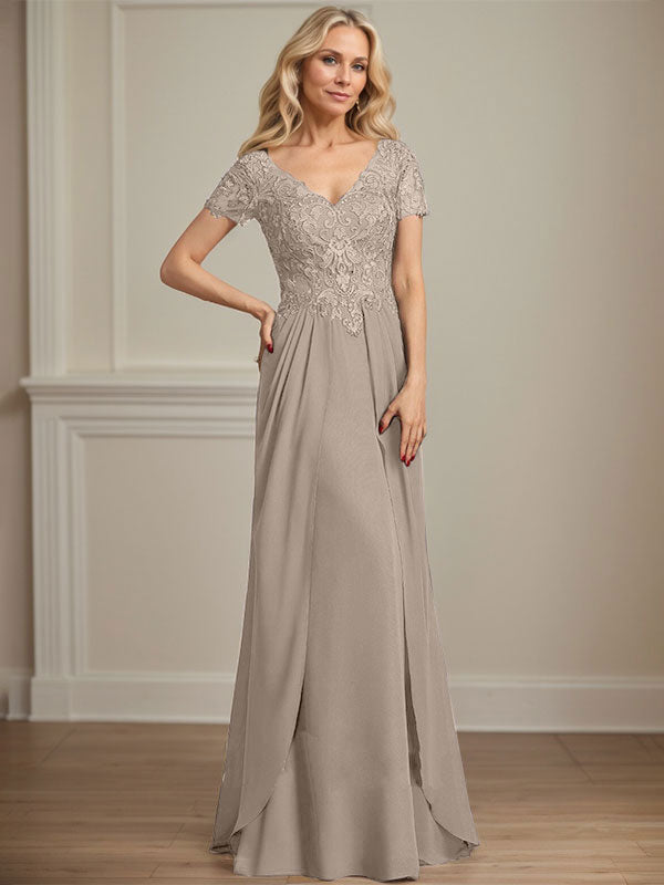 Robe de mère de la mariée en mousseline de soie et dentelle, coupe trapèze, col en V, longueur au sol