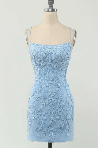 Robe de bal courte rose fourreau à nouer dans le dos, ornée d'appliqués, modèle PD327