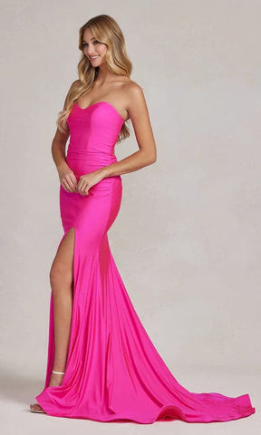 Vestido de graduación fucsia con escote corazón y sin tirantes SYP47