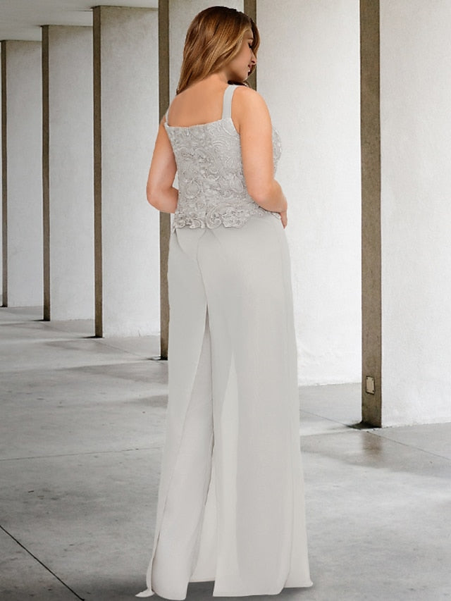 Traje pantalón de gasa con escote cuadrado para la madre de la novia, con chaqueta. 