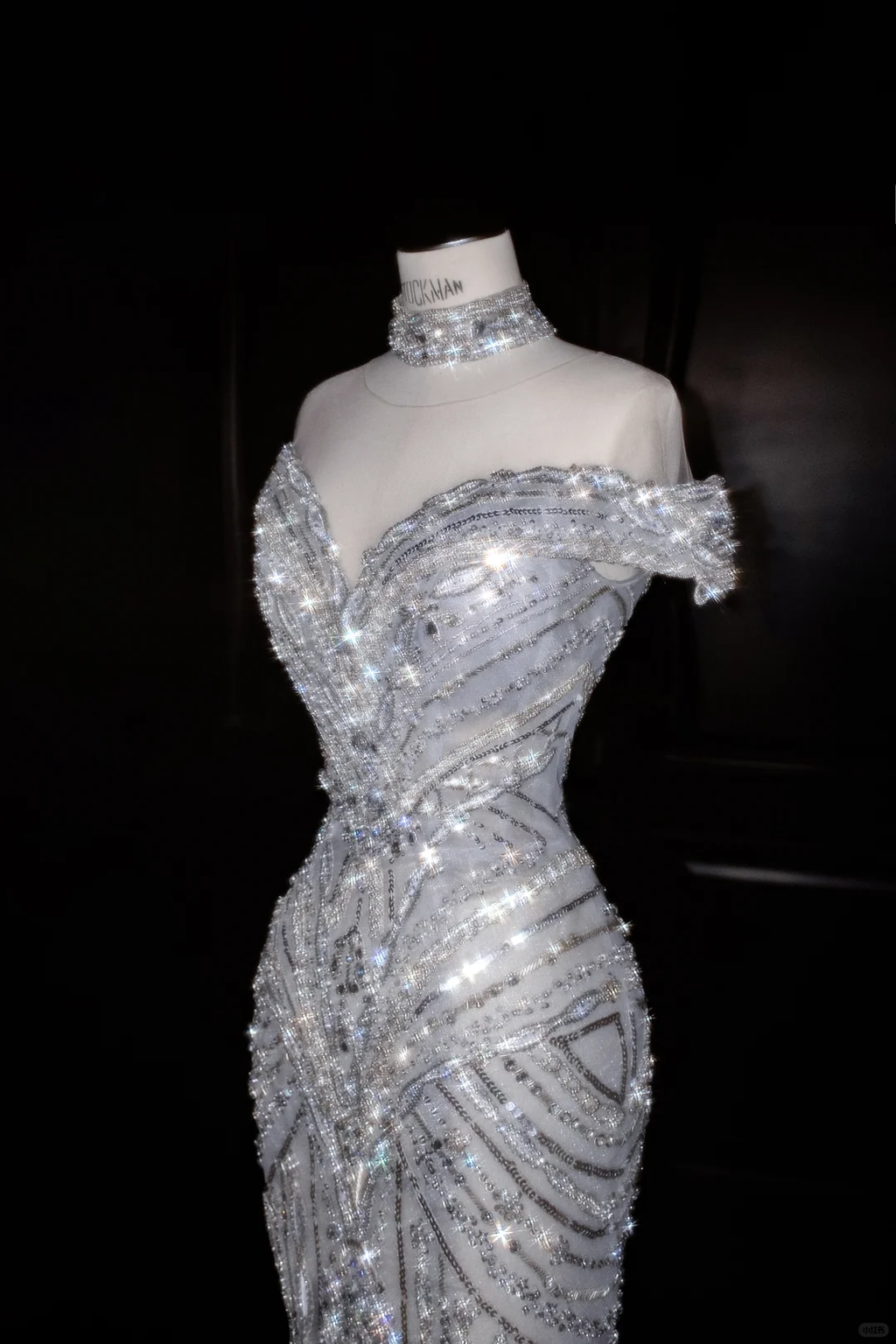 Robe de soirée sirène en tulle à paillettes et perles, épaules dénudées, style Y8685