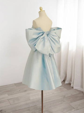 Robe de bal bleue en satin à col cœur Y7402