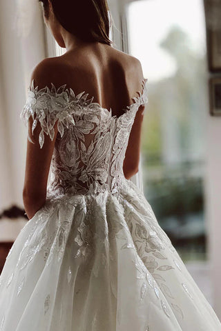 Vestido de novia rústico de encaje con apliques y hombros descubiertos, modelo WD683