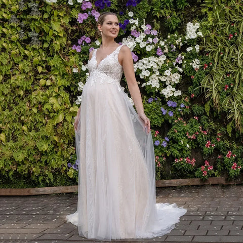 Vestido de novia con escote en V, corte imperio, espalda con cordones, vestido de novia premamá blanco de encaje estilo jardín para mujeres embarazadas
