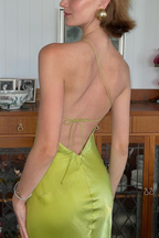 Robe de soirée fourreau verte élégante à une épaule, dos nu fendue, modèle Y8550