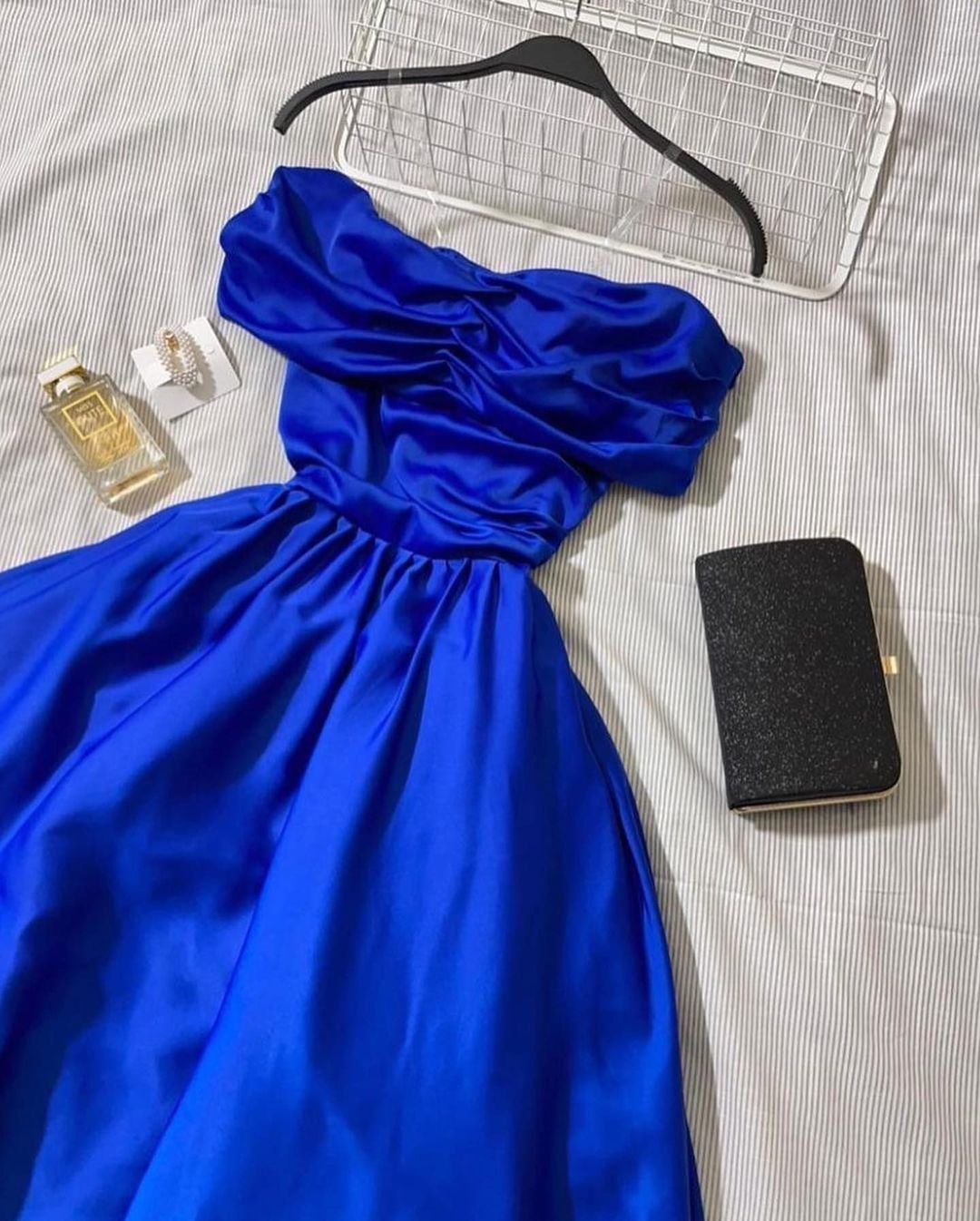 Vestido largo de fiesta azul real sin tirantes de satén, vestido de noche azul real, Y2539