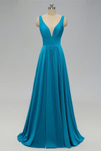 Vestido de dama de honor azul imperio con abertura lateral VMB48