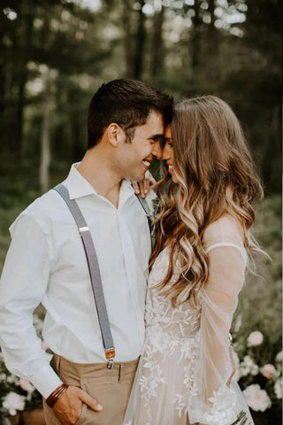 Vestido de novia rústico de manga larga con escote en V WD725