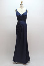 Robe de demoiselle d'honneur bleu marine à bretelles spaghetti VMB66 