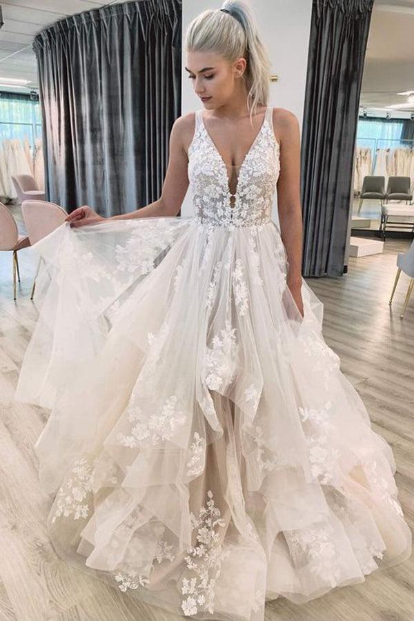 Robe de mariée en tulle froissé, coupe trapèze, dentelle, col en V, longueur au sol WD608