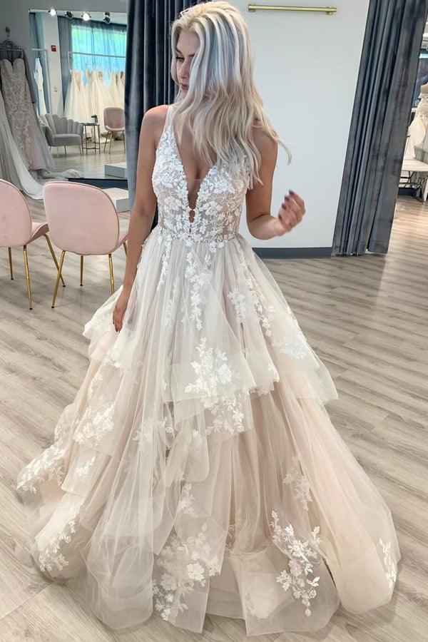 Robe de mariée en tulle froissé, coupe trapèze, dentelle, col en V, longueur au sol WD608