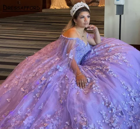 Vestido de baile de lavanda de lujo con mariposas, vestido para quinceañera Y6755