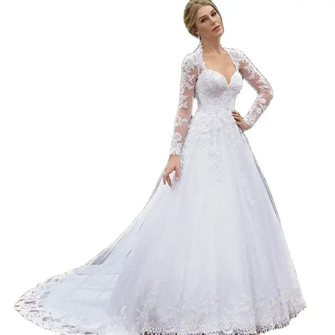 Robe de mariée blanche vintage italienne en dentelle appliquée, manches longues en tulle, décolleté cœur, traîne, style saoudien. 
