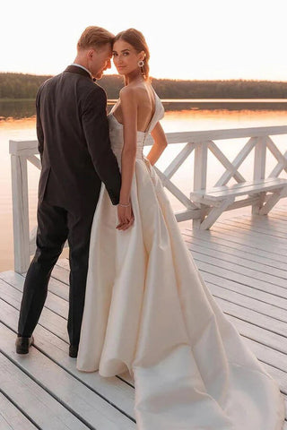 Vestido de novia vintage de un solo hombro con cola de corte WD729