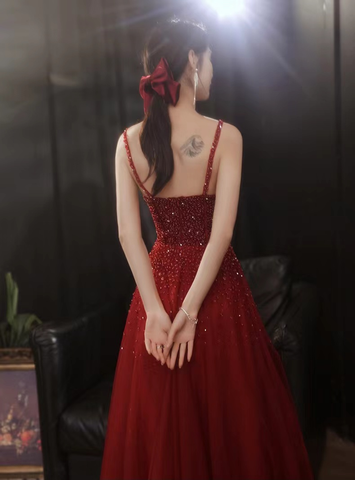 Nouvelle robe de soirée rouge élégante et raffinée, sans manches, à fines bretelles et ornée de perles, Y816