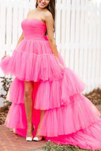 Vestido de fiesta de tul sin tirantes, corte asimétrico, con volantes y corte en A