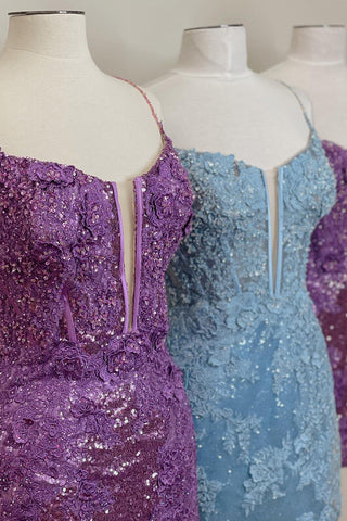 Robe courte moulante à fines bretelles et sequins, dos croisé, idéale pour un bal de promo.