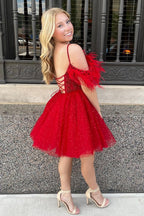 Anna | Vestido de fiesta de línea A con corsé de tul brillante y plumas