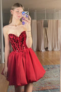 Vestido de fiesta de línea A con escote corazón y corsé de espejo
