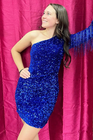 Jezebel | Vestido ajustado de un solo hombro para fiesta de bienvenida con borla