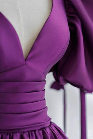 Robe de bal longue en satin violet à manches bouffantes et col en V, référence Y856