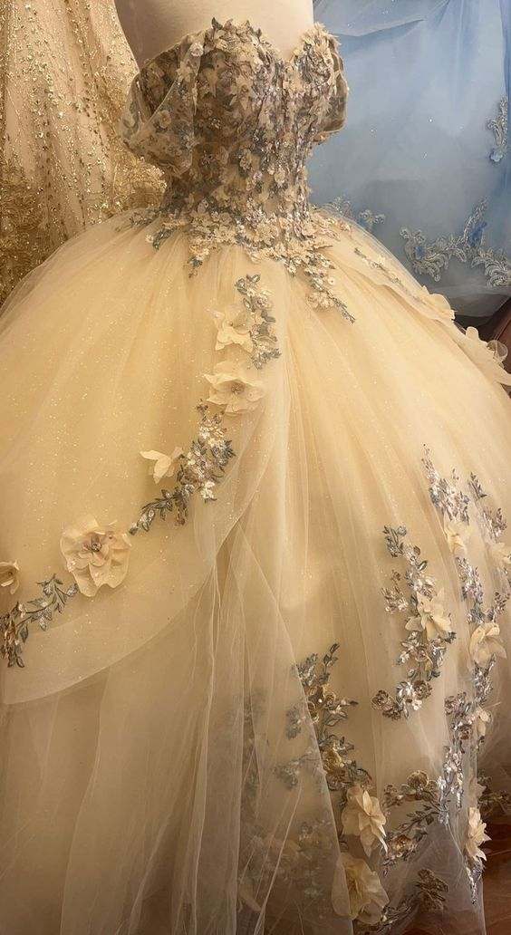 Vestido de quinceañera color champán con flores, vestido de quinceañera estilo bosque, vestido de gala con hombros descubiertos Y3026