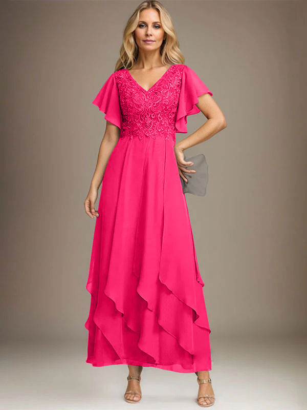 Vestido de novia de corte línea A, escote en V, largo hasta el tobillo, de gasa de encaje con volantes en cascada. 