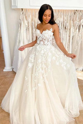 Vestidos de novia estilo boho con escote corazón y encaje 3D WD602