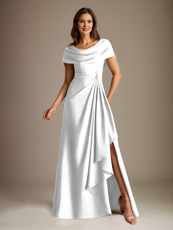 Vestido de novia de satén elástico, corte línea A, escote redondo, largo hasta el suelo, con volantes en cascada. 