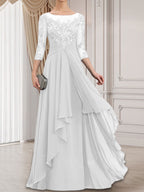 Robe de mariée en mousseline de dentelle, coupe trapèze, décolleté illusion, longueur au sol, avec volants cascade, idéale pour la mère de la mariée.