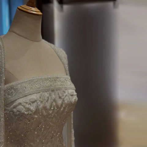 Vestido de noche de lujo con capa larga de sirena blanca, estilo Dubái, Arabia Saudita, con abalorios, para ocasiones formales (2025, LA72870)