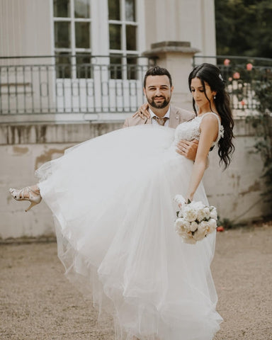 Robe de mariée blanche de princesse en tulle, coupe trapèze, longueur au sol