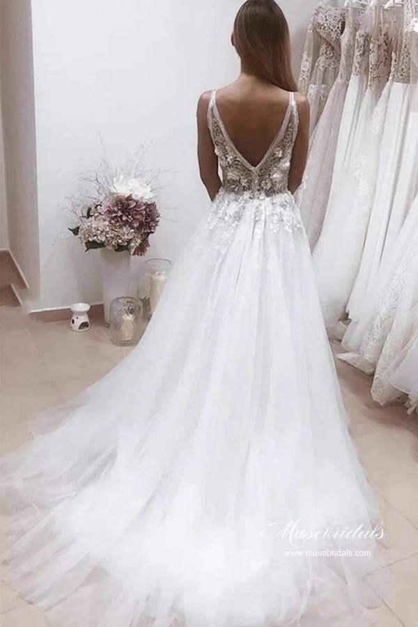Baoleely White Tulle A-line Deep V-neck Wedding Dresses With Lace Appliques, MW946