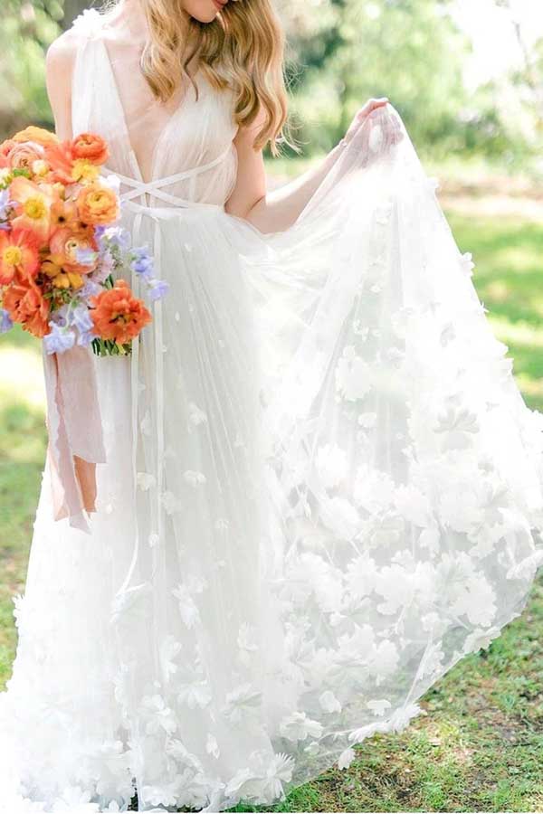 Baoleely White Tulle A-line V-neck Flowers Beach Wedding Dresses, Bridal Gowns, MW730