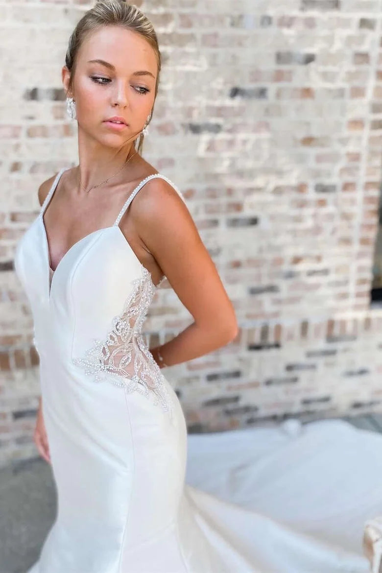 Vestido de novia largo de corte sirena con escote en V y pedrería, blanco, modelo WD661