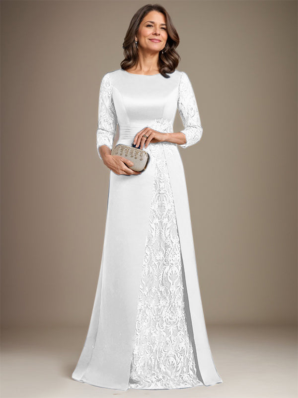 Robe de mère de la mariée en satin de dentelle, coupe trapèze, longue jusqu'au sol, ornée d'appliqués, avec décolleté plongeant et bretelles.