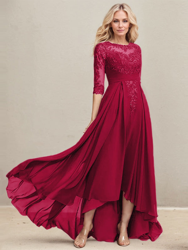 Vestido de madrina de la novia, corte en A, escote redondo ilusión, asimétrico, de encaje y gasa con lentejuelas plisadas. 