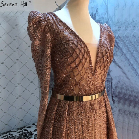 Vestido de noche estilo sirena color vino tinto con escote en V, estilo Dubái 2025, de lujo, con mangas largas y cuentas de cristal, vestido formal LA70537 