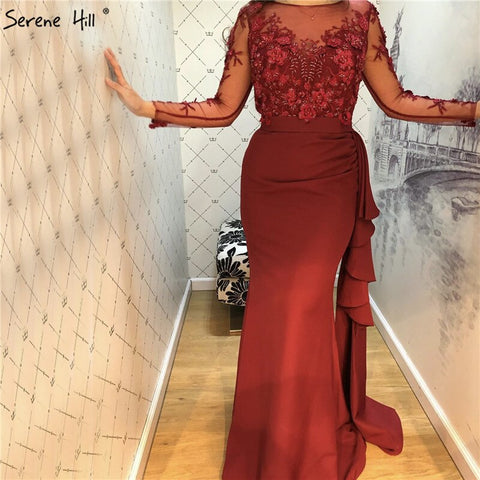 Vestidos de fiesta de sirena en satén rojo vino con escote redondo, 2025, con cuentas, flores hechas a mano, mangas largas, LA70244 