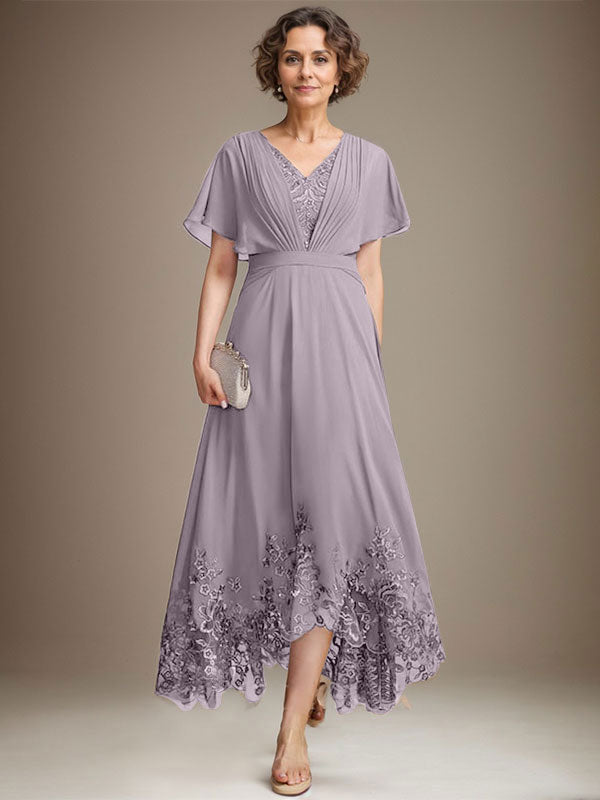 Robe de mère de la mariée asymétrique en mousseline de dentelle, coupe trapèze, col en V et plis
